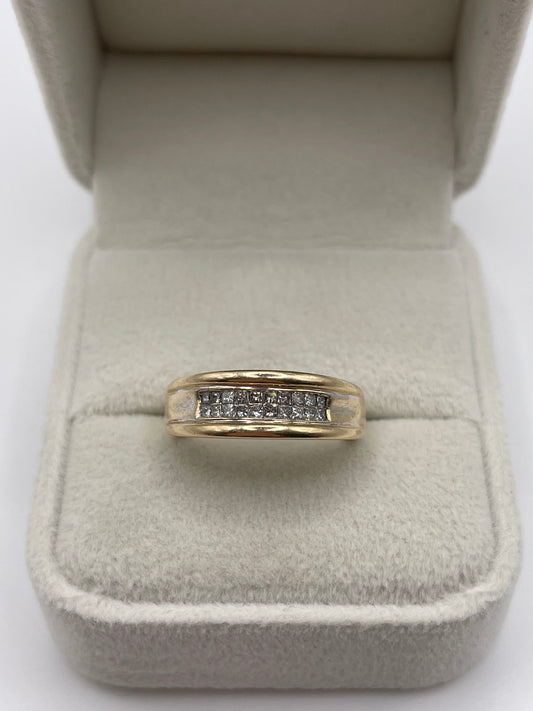 9ct gold diamond cluster ring