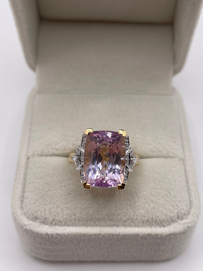 18ct gold kunzite and diamond ring