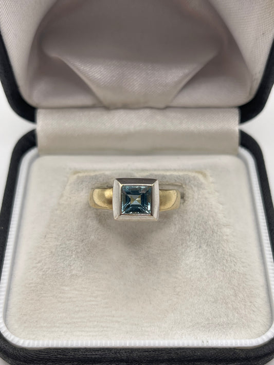 9ct two tone gold topaz ring