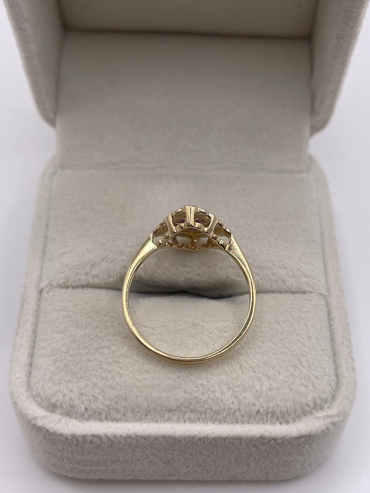 9ct gold pink sapphire and diamond ring