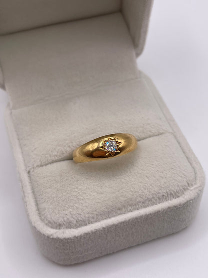Antique 18ct gold diamond gypsy ring