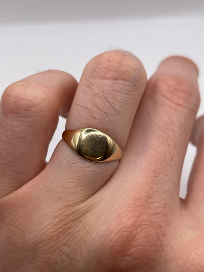9ct gold signet ring