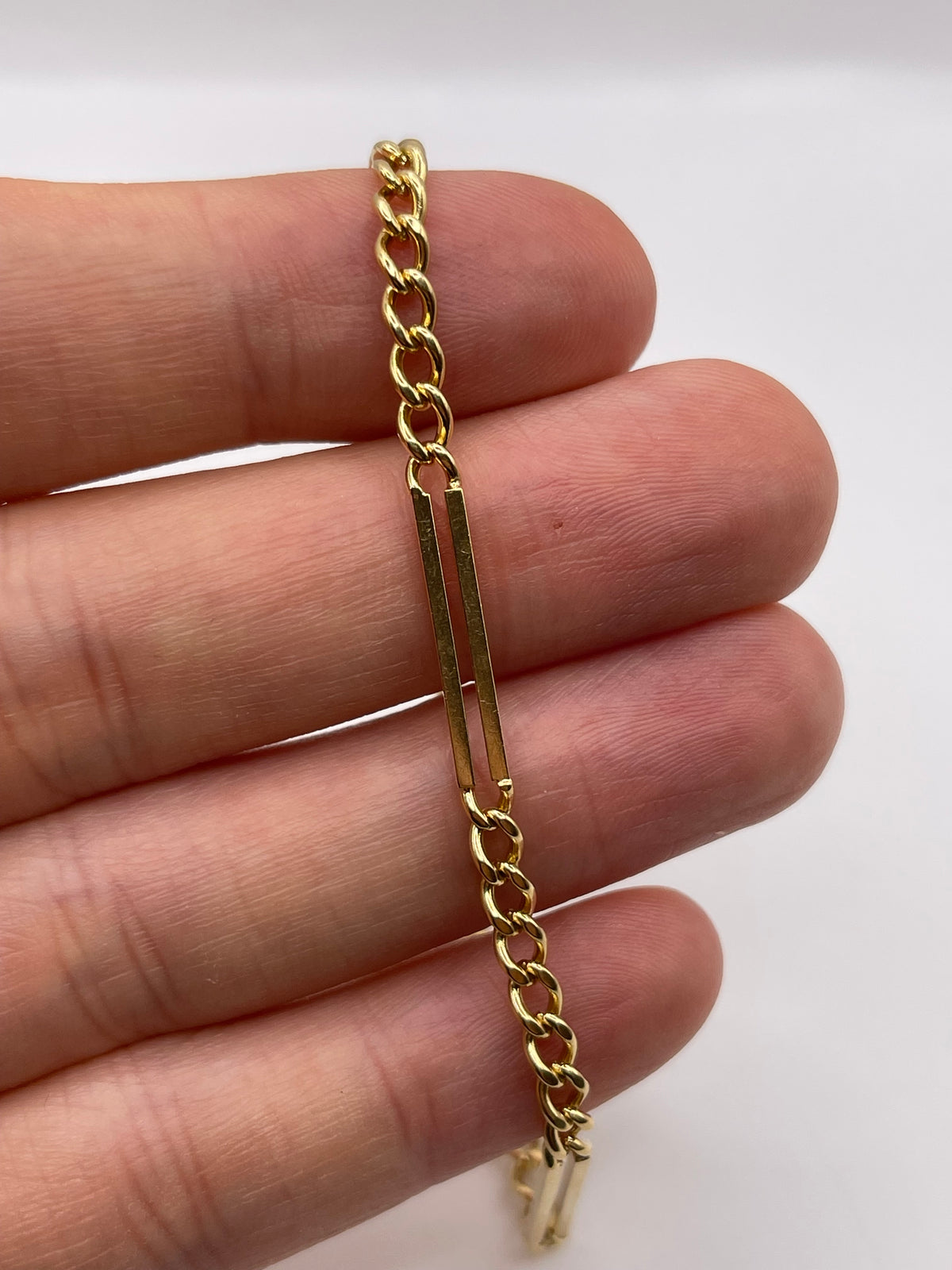 18ct gold bracelet