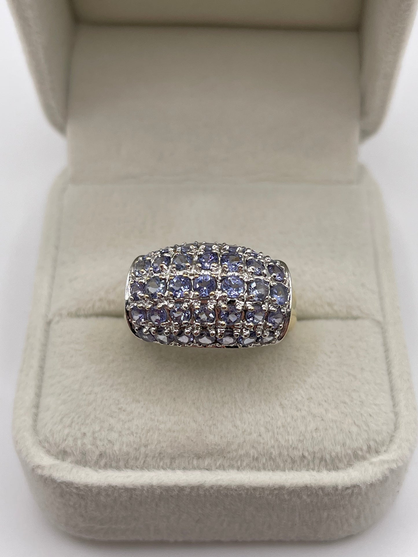 9ct gold tanzanite cluster ring
