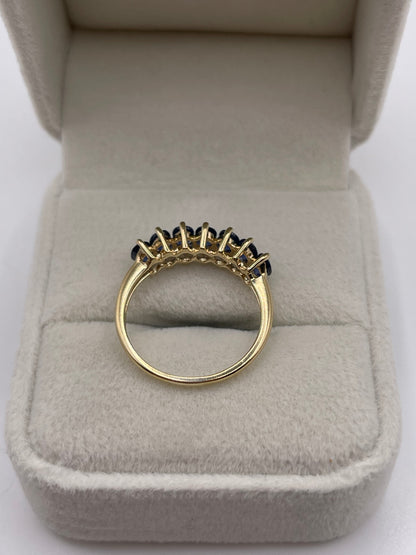 9ct gold sapphire ring