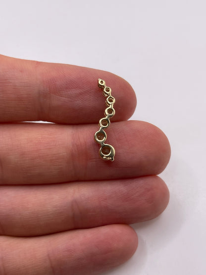 9ct gold quartz pendant