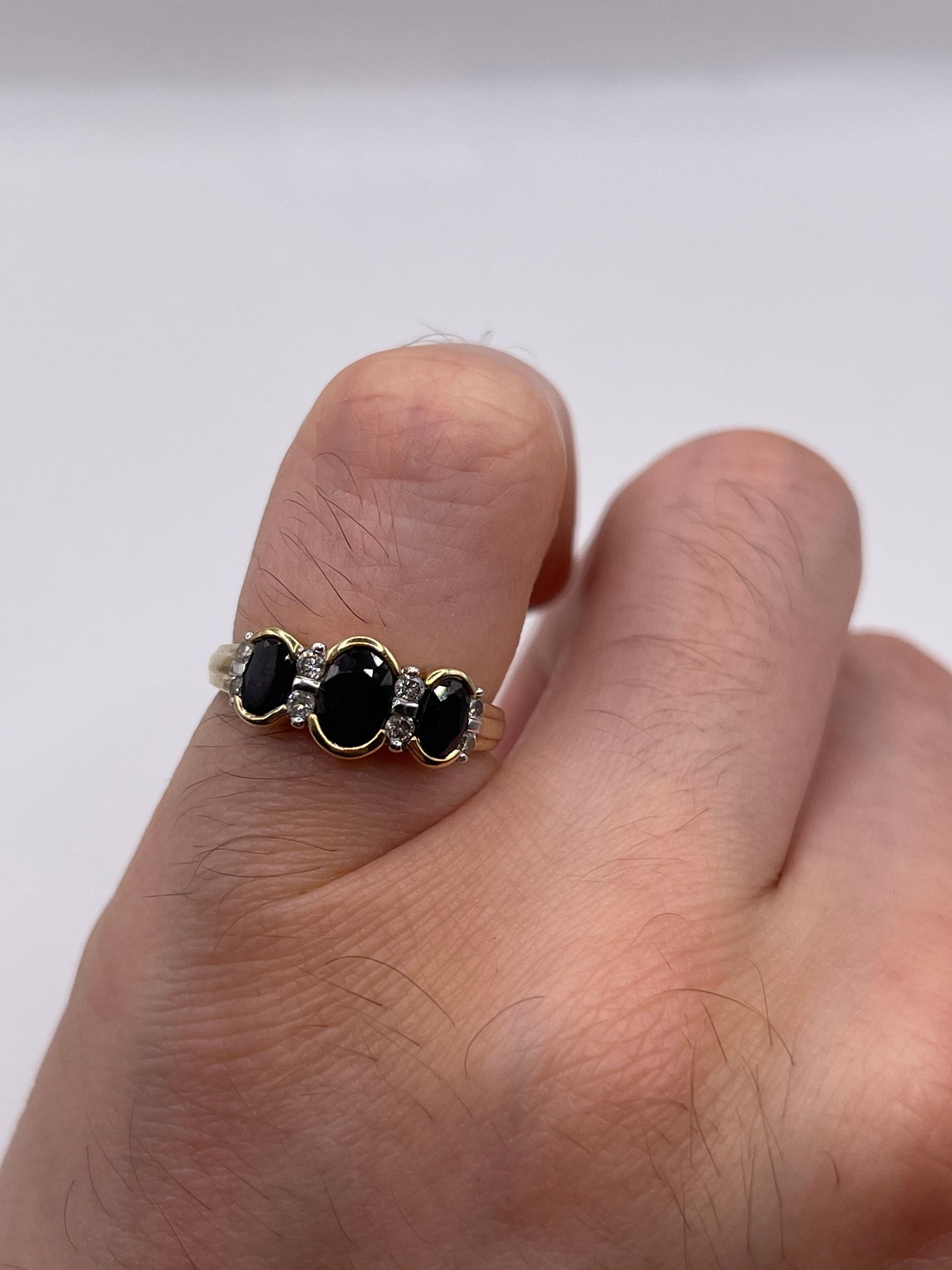 9ct gold sapphire and diamond ring