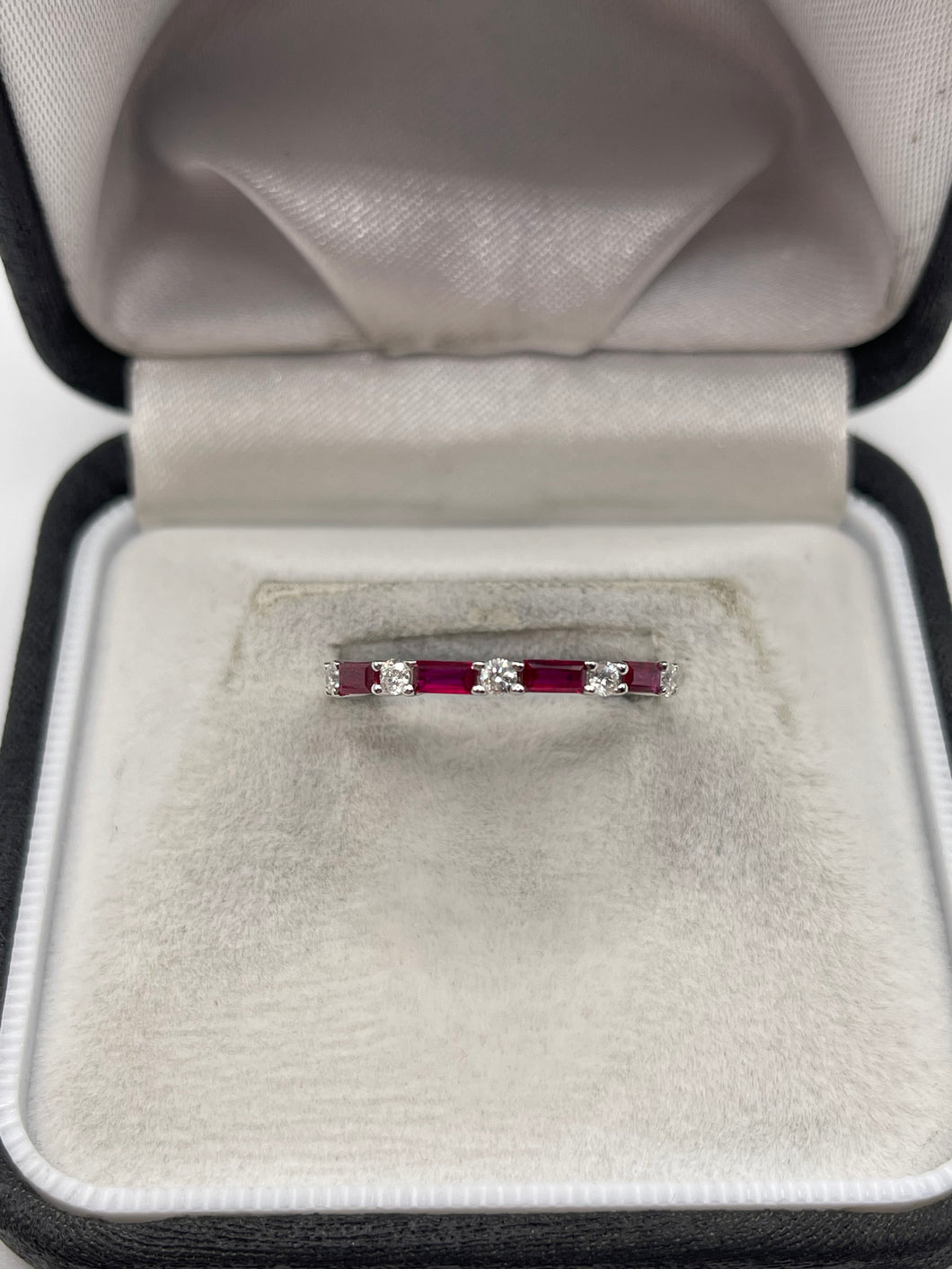 9ct white gold ruby and diamond ring