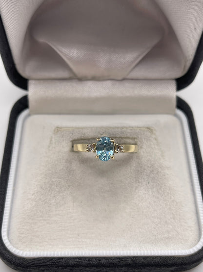 9ct gold blue zircon ring