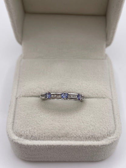 9ct white gold tanzanite and diamond ring