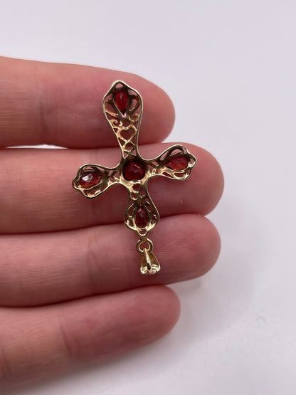 9ct gold garnet cross pendant