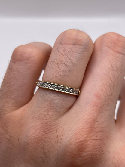 9ct gold diamond ring