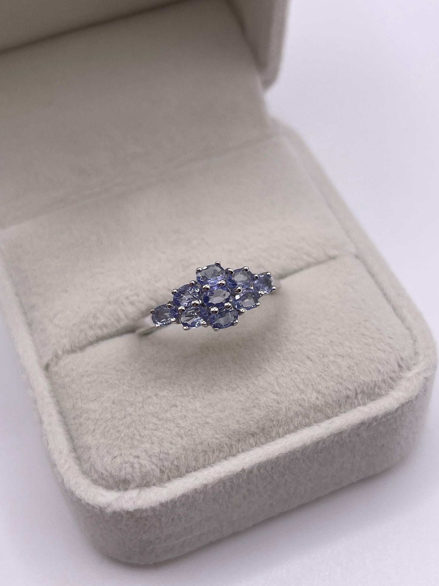 9ct white gold tanzanite cluster ring