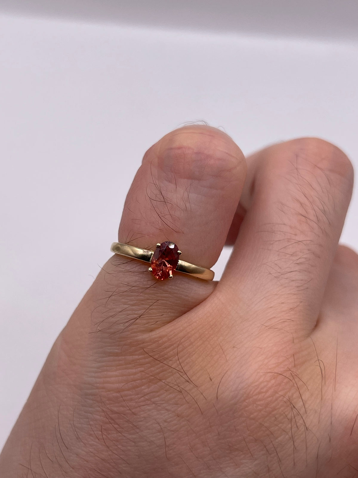 9ct gold quartz ring