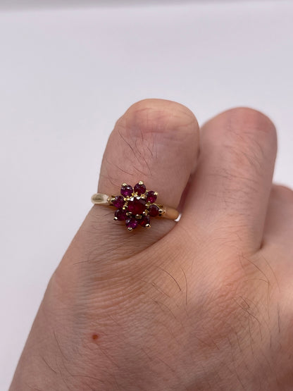 9ct gold ruby cluster ring