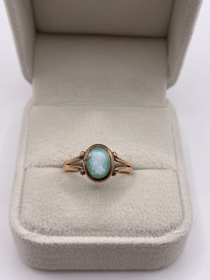 Antique 9ct rose gold cameo ring