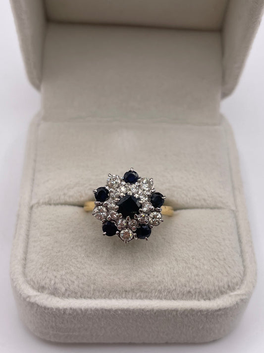 18ct gold sapphire and diamond cluster ring