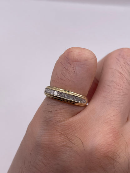 9ct gold diamond ring