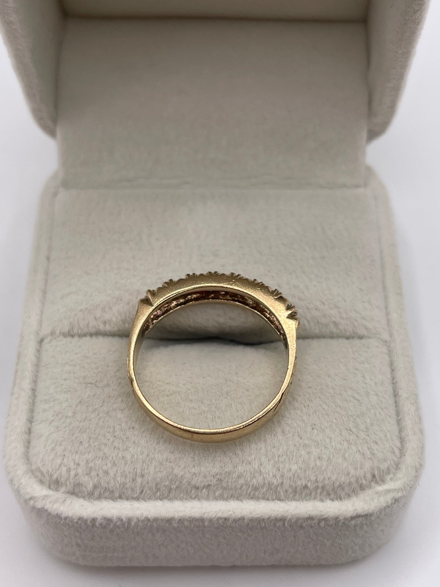 9ct gold regards ring
