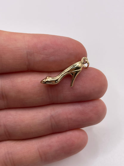 9ct gold heel charm