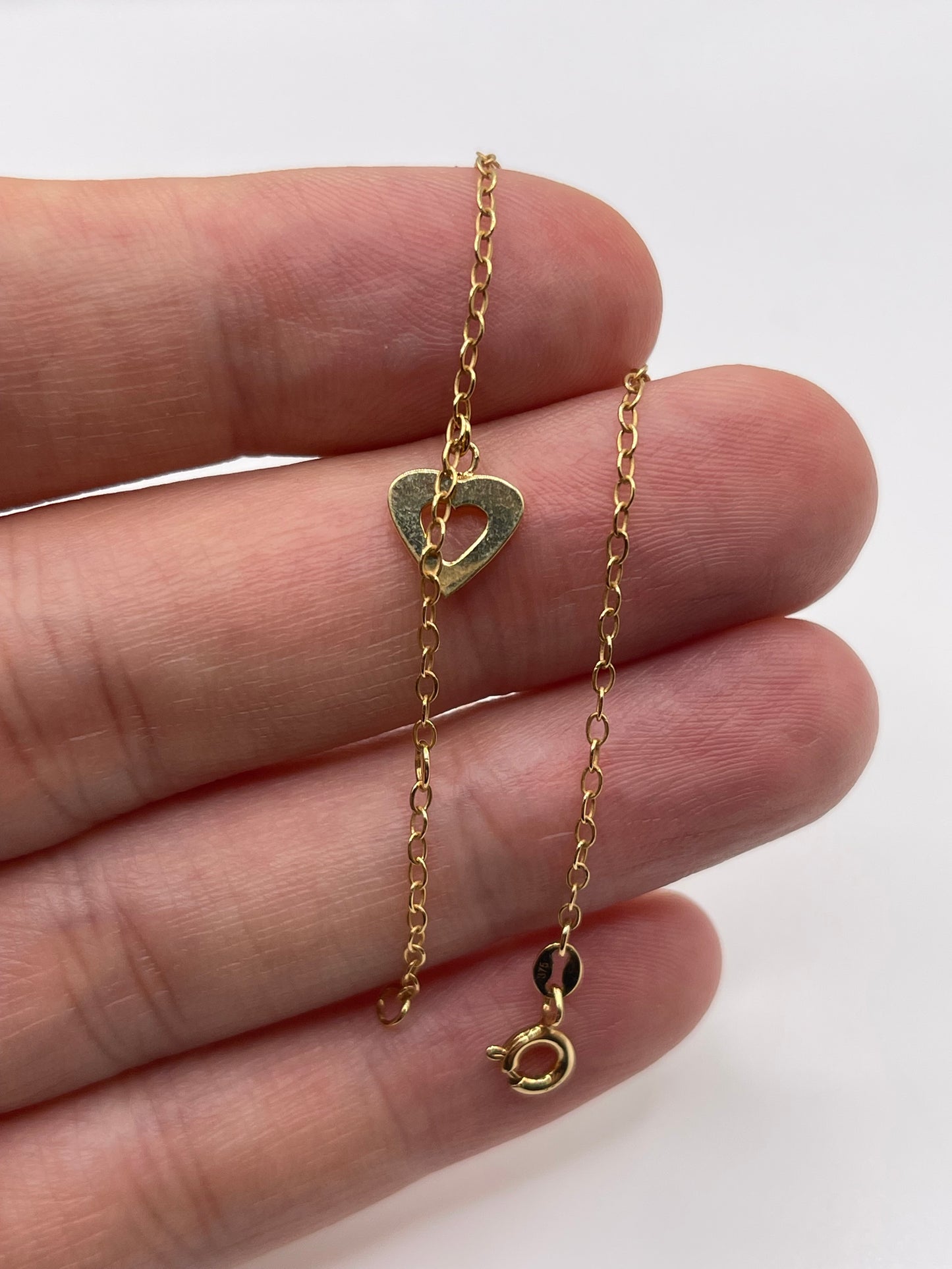 9ct gold heart bracelet