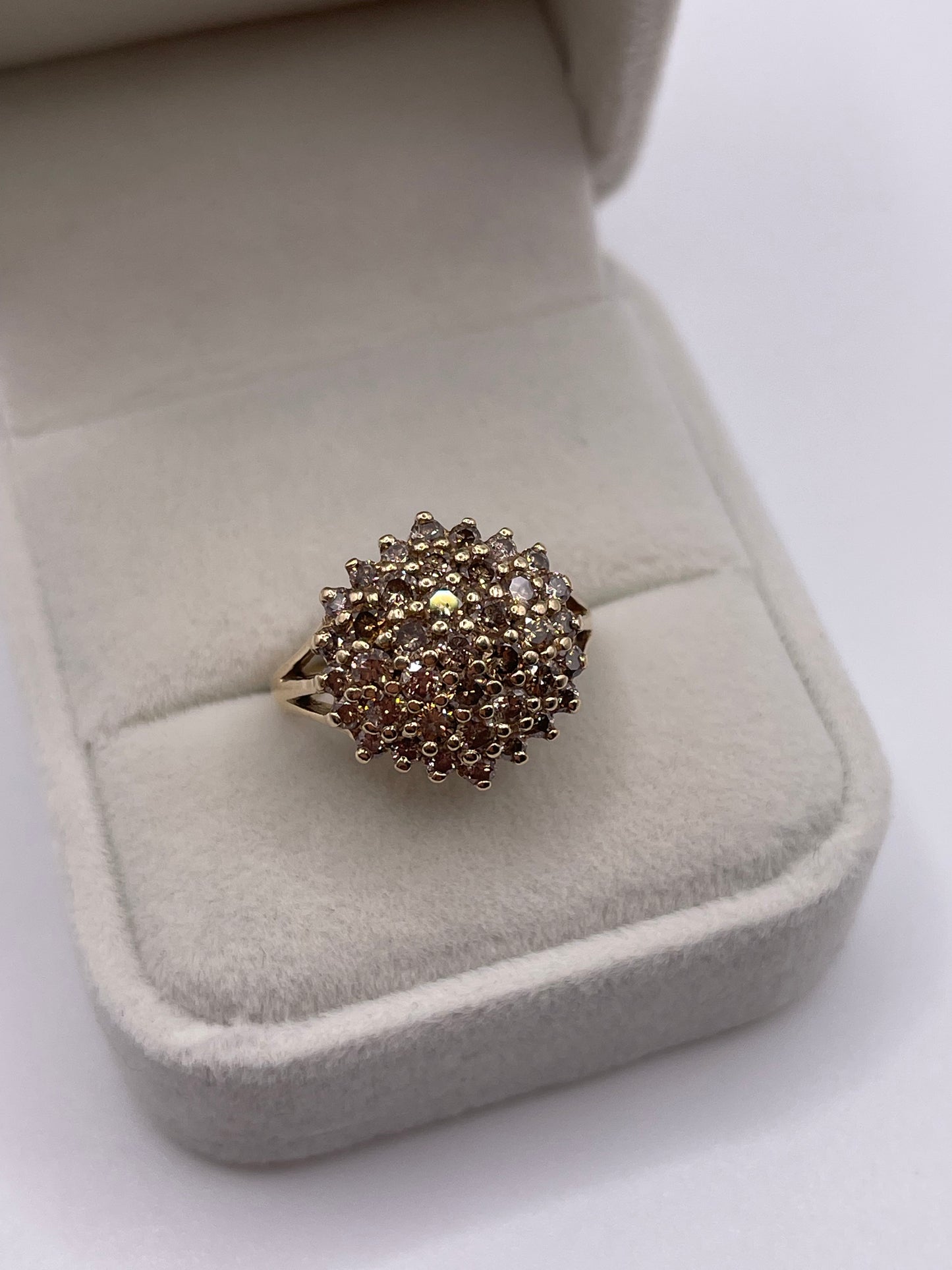 9ct gold cognac diamond cluster ring