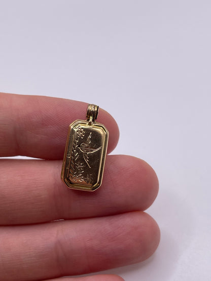 9ct gold locket pendant