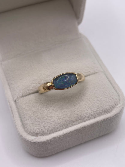 9ct gold black opal triplet ring