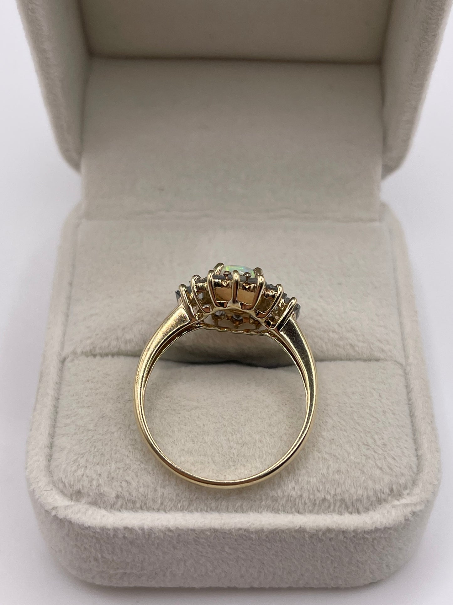 9ct gold opal and aquamarine ring