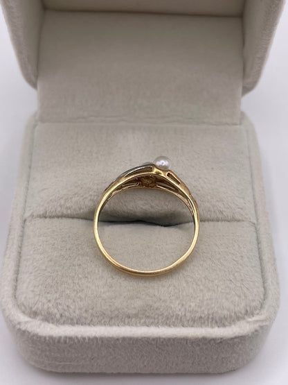 9ct gold pearl and diamond ring