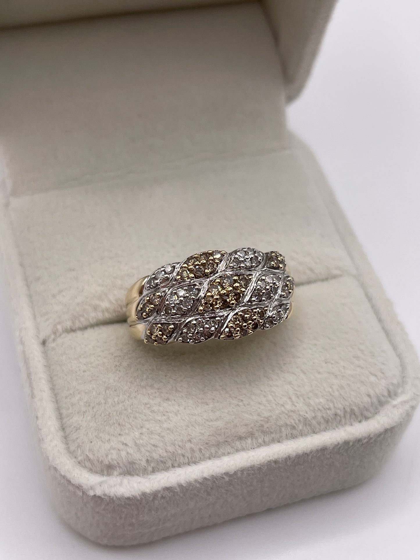 9ct gold diamond cluster ring