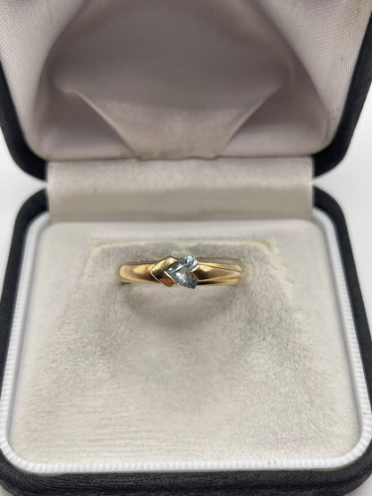9ct gold topaz ring