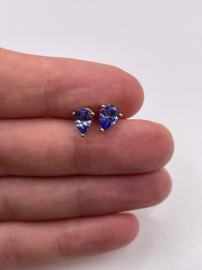 9ct gold tanzanite earrings