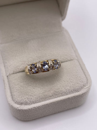 9ct gold tanzanite and diamond ring