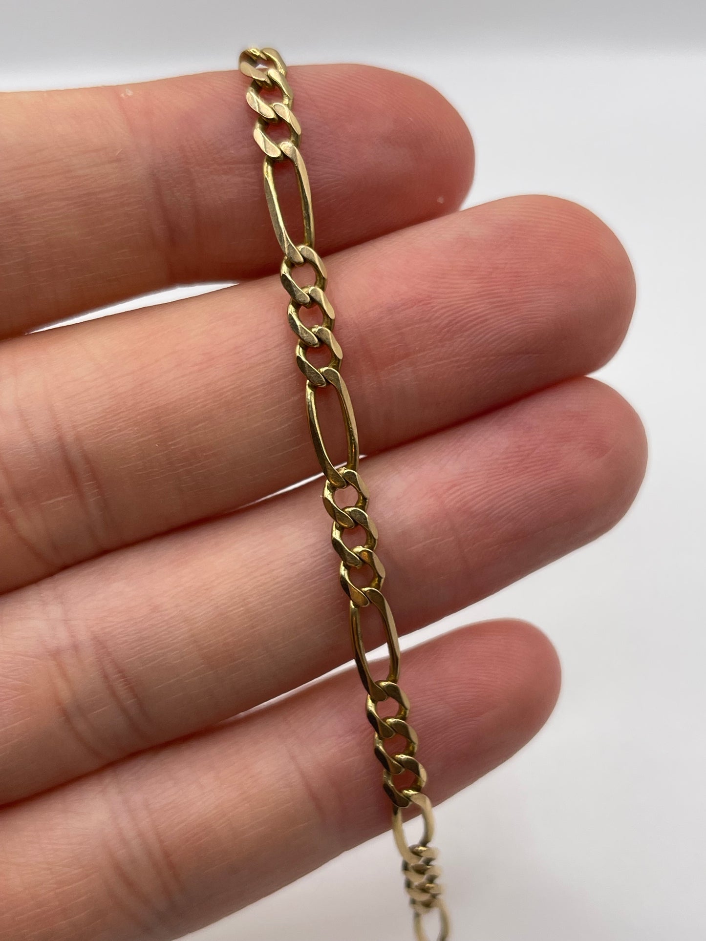 9ct gold bracelet