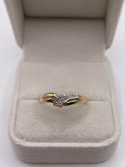 9ct gold diamond ring