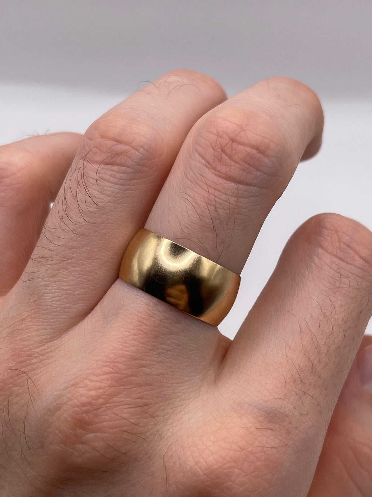 9ct gold band