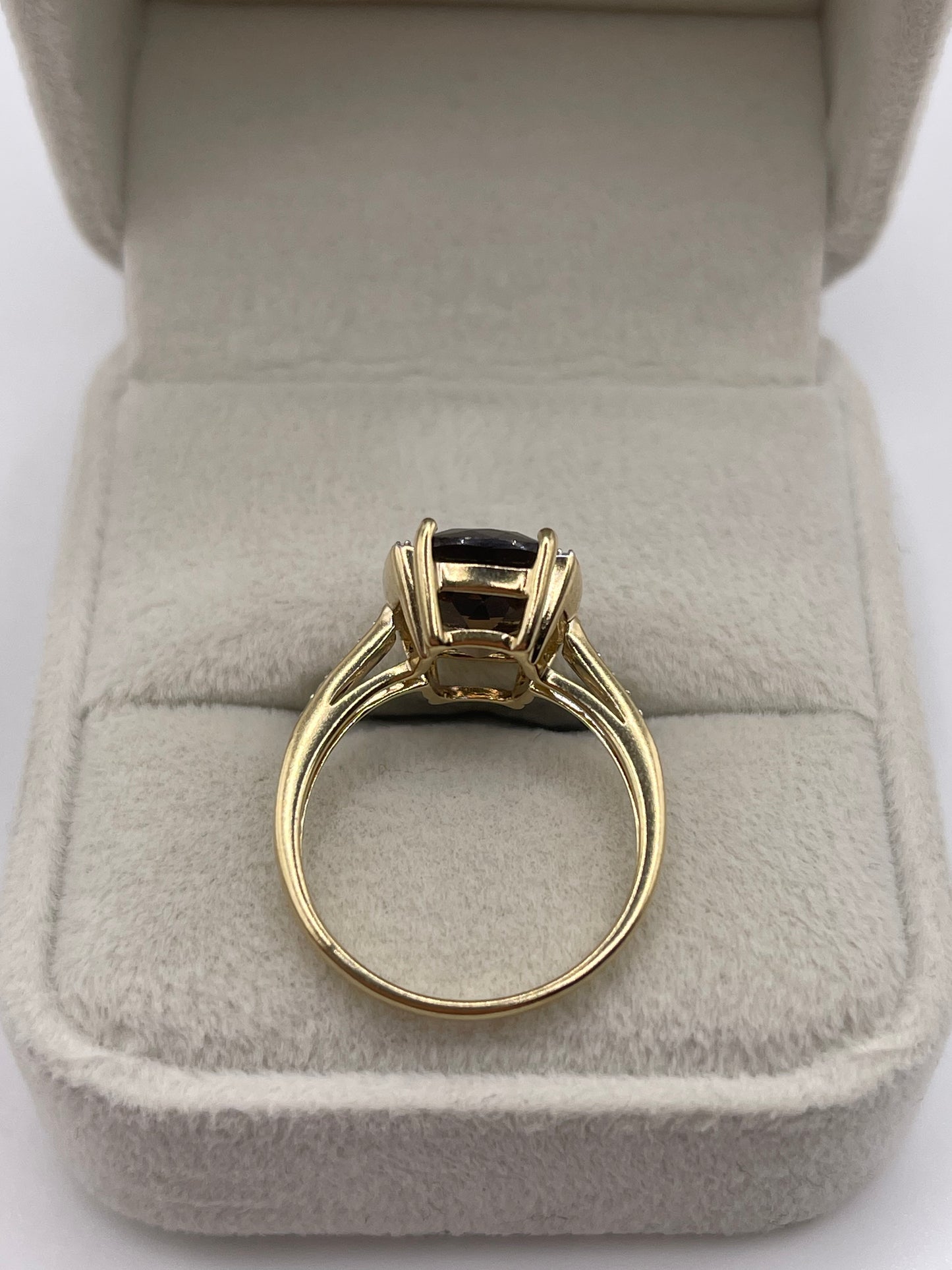 9ct gold Smokey quartz and diamond ring