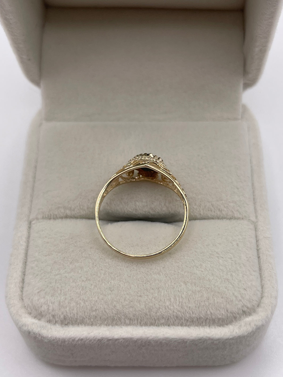 9ct gold sapphire heart ring