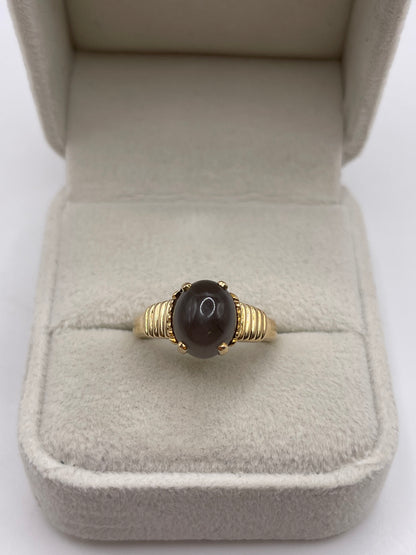 9ct gold grey moonstone ring