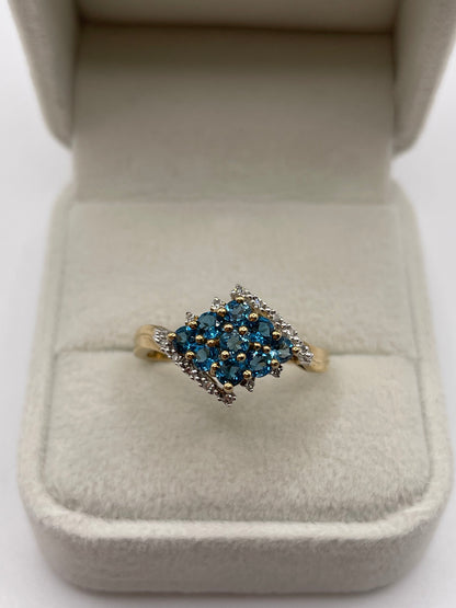 9ct gold topaz and diamond ring