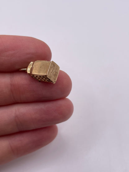 9ct gold phone box charm