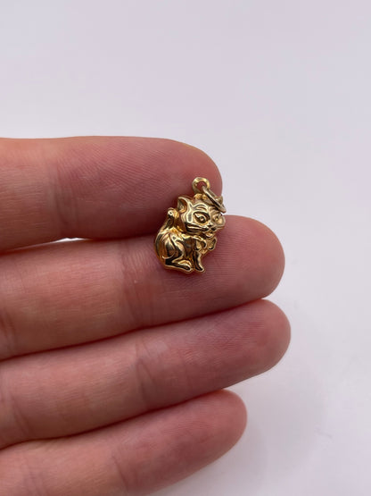 9ct gold cat charm