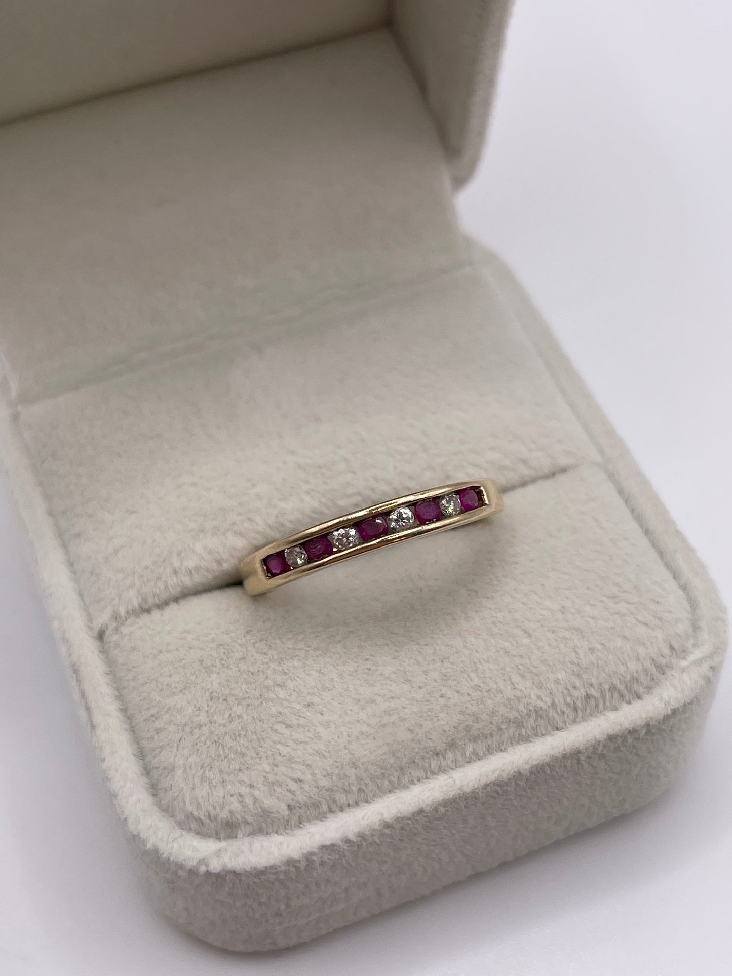 9ct gold ruby and diamond ring