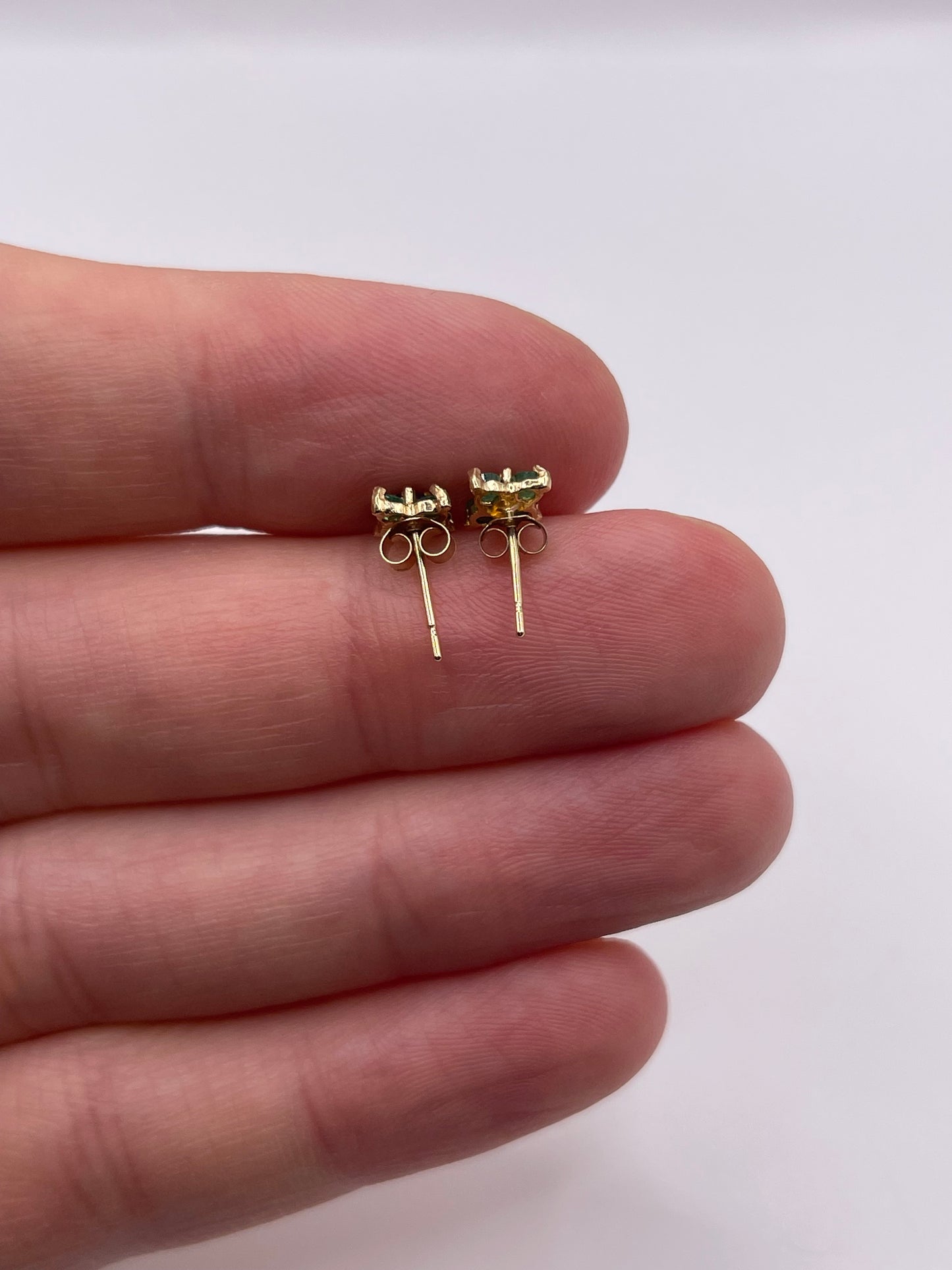 9ct gold amethyst and emerald earrings