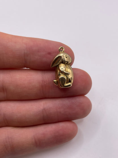 9ct gold rabbit charm