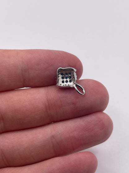 9ct white gold diamond cluster pendant