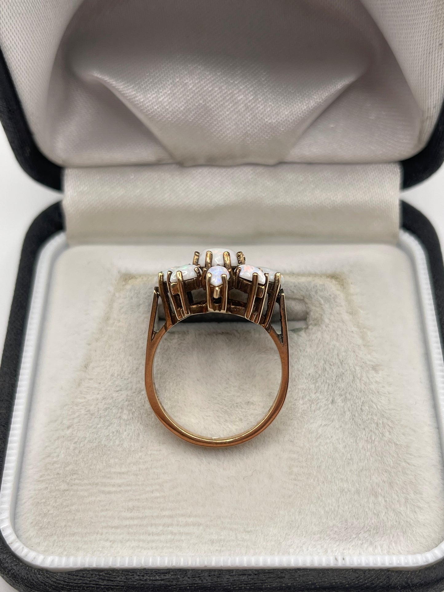 9ct gold opal cluster ring