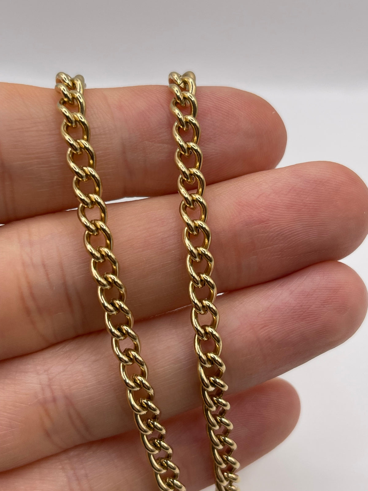 9ct gold chain 630