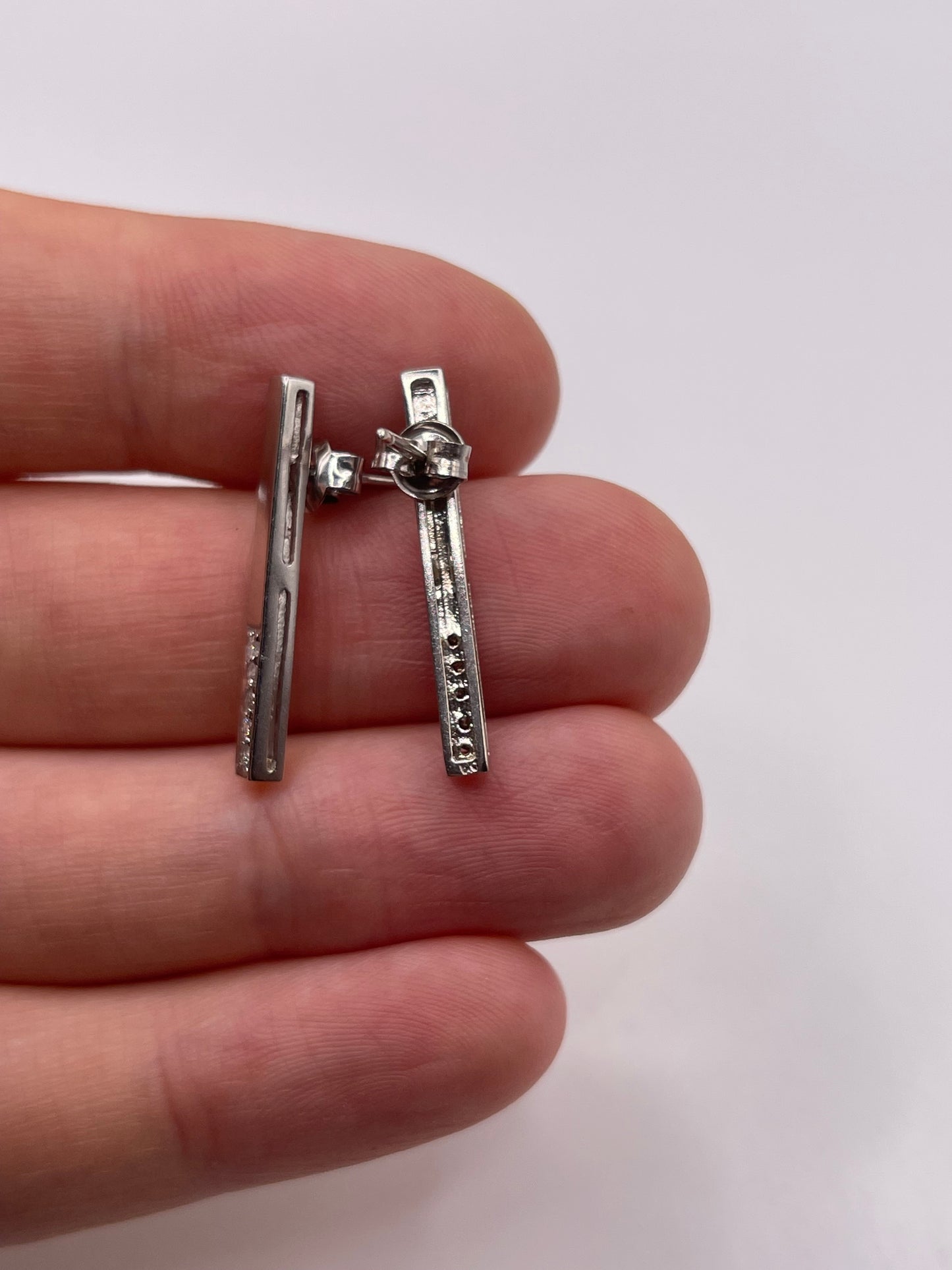 9ct white gold diamond earrings